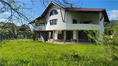 CASĂ DE VÂNZARE ÎN CÂMPULUNG MOLDOVENESC | BUCOVINA | 310 MP UTILI | TEREN 786 MP | LA 4 KM DE PÂRTIA DE SCHI | 125.000 Euro | COMISION 0% - foto 16