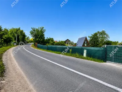 Teren intravilan 1025 mp cu acces utilitati si deschidere la drum in Sibiel - Marginimea Sibiului - foto 3
