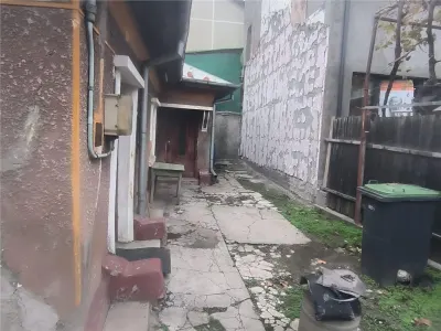 Ocazie!!Casa de vanzare zona Antiaeriana-Margeanului - foto 4