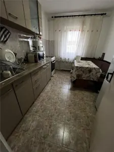 OLIMPIA - 2 CAMERE - BLOC IZOLAT - ACOPERIS - ZONA BUNA - foto 3