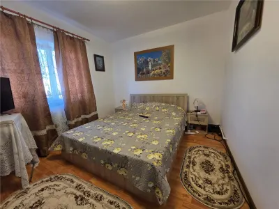 2 camere, renovat, mobilat, 56 mp, etaj 4, zona Pod - foto 4
