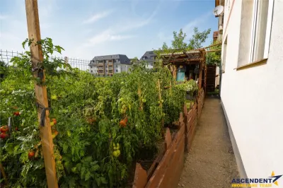Apartament 2 camere decomandat, cu terasa, gradina si parcare privata: Tractorul, Coresi - foto 15