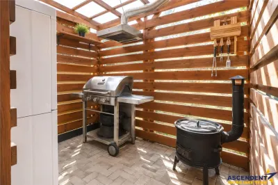 Apartament 2 camere decomandat, cu terasa, gradina si parcare privata: Tractorul, Coresi - foto 5