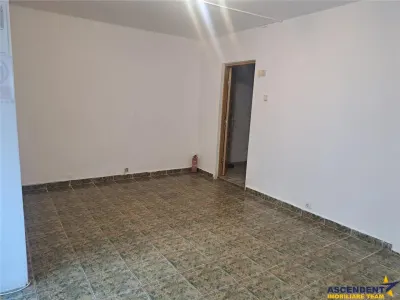 De inchiriat: Spatiu comercial aflat in zona centrala, Sfantu Gheorghe - foto 8
