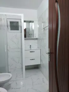 Apartament 2 camere de închiriat — Zona CUG - foto 6