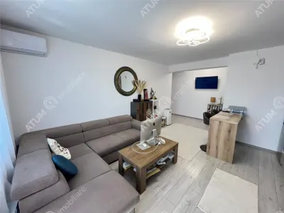 De vanzare apartament cu 2 camere balcon 2 locuri parcare si pod situat in zona LIDL Selimbar - foto 3