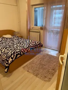 Apartament 3 camere, 69 mp, 2 bai, 2 balcoane - Gara - Arcu - foto 4