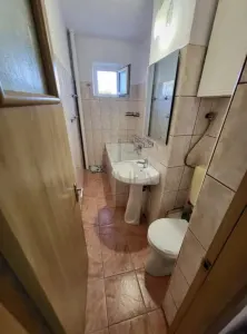 Olimpia, apartament 2 camere, semidecomandat, bloc izolat - foto 6