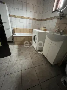 Casa 3 camere 2 bai P+M teren 1732 mp Garleni Dambovita - foto 13