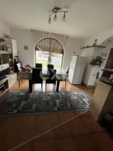Casa 3 camere 2 bai P+M teren 1732 mp Garleni Dambovita - foto 18