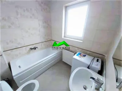 Apartament de inchiriat 3 camere 2 bai Sibiu City Residence - foto 6