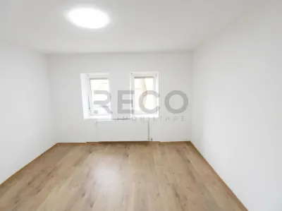 RECO Casa 4 camere, renovata complet, dublu front stradal - foto 7