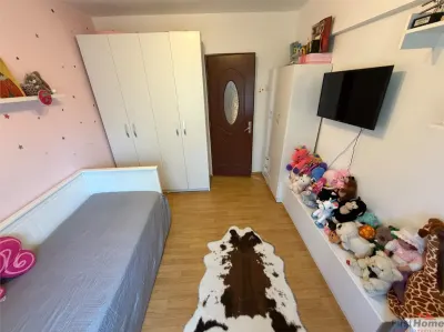 Apartament 3 camere, renovat, Supeco , etaj 4 cu acoperis - foto 12