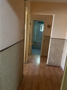 Apartament 3 camere Focsani ,zona centrala , 2 bai , decomandat , liber - foto 4