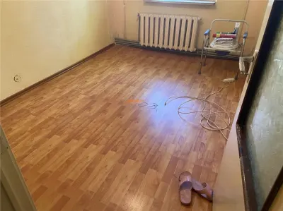 Apartament 3 camere Focsani ,zona centrala , 2 bai , decomandat , liber - foto 9