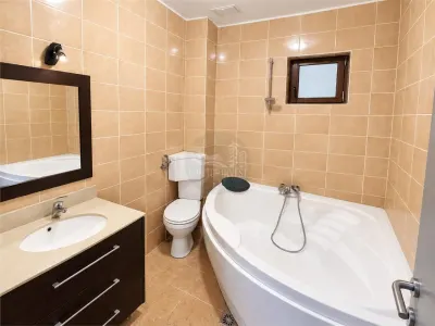 Apartament 3 camere cu balcon in Selimbar - foto 6