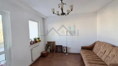 Apartament  3 camere etaj intermediar zona Astra - foto 2