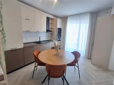 Apartament de LUX 3 camere balcon parcare Selimbar - foto 3