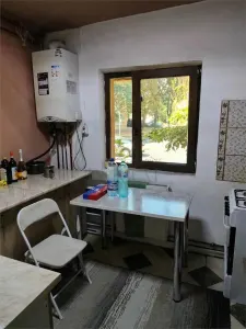 LUNEI - PARTER - BLOC IZOLAT - 3 CAMERE - 2 BAI - CENTRALA PROPRIE - DECOMANDAT - foto 6