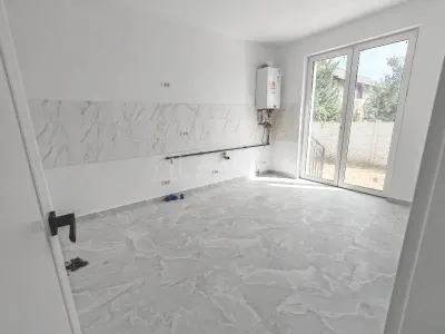 Vanzare -  Casa  - Vila - Prelungirea Ghencea - Dantelei - teren 245mp -205000E -  Comision 0! - foto 4