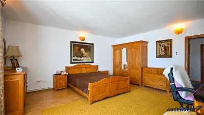 FILM&3D!Casa arhitectura flexibila:2 unitati,500mp teren,locuri parcare,Central, Brasov - foto 12
