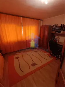 SPATIOS! 91 mp! Ap 4 camere, decomnadat, parter, zona Buzaului - foto 4