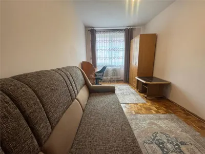 Apartament 4 camere cu balcon zona Cedonia - foto 4