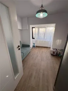 Apartament 4 camere Decomandat Sos. Oltenitei - foto 4