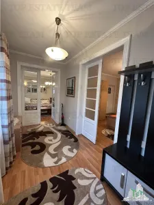 Vila cocheta  de vanzare 5 camere cu 436 mp teren si toate utilitatile, mobilata si utilata in centrul Comunei Cornu - foto 22