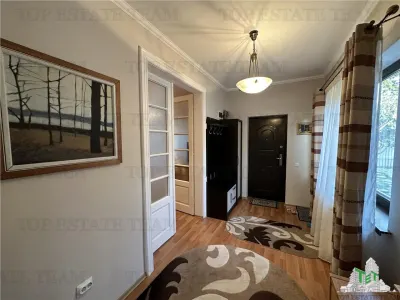 Vila cocheta  de vanzare 5 camere cu 436 mp teren si toate utilitatile, mobilata si utilata in centrul Comunei Cornu - foto 23