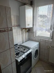 Apartament 1 cameră decomandat | Nicolina – Kaufland | Etaj 1/4 | Centrală proprie - Iasi