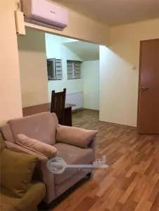 Apartament 4 camere | Nicolina 1 | Proaspăt văruit | Ideal pentru studenți - foto 3