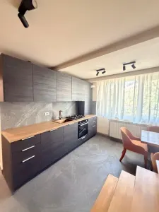 Apartament 3 camere | Ștefan cel Mare – Casa Modei | 2 băi | Totul nou | Mobilat și utilat complet - foto 4