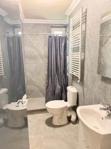 Apartament 3 camere | Ștefan cel Mare – Casa Modei | 2 băi | Totul nou | Mobilat și utilat complet - foto 5