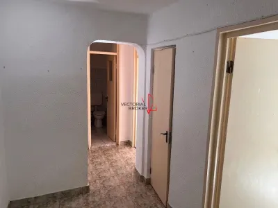 Apartament la et.1 in bloc reabilitat langa Metrou OBOR - foto 3