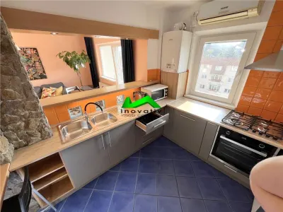 Apartament de inchiriat 4 camere 2 bai Sibiu Strand - foto 4