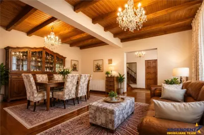 Casa solida,farmec autentic,echipata, garaj incalzit,pod,curte relaxanta,Santana de Mures - foto 2