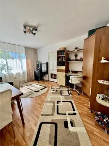 Sagului, apartament 2 camere, semidecomandat, bloc izolat - foto 2