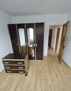 Apartament 3 Camere Semidecomandat Emil Racovita - foto 3