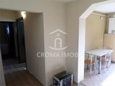 Inchiriere apartament 3 camere in Ploiesti, zona Mihai Bravu - foto 12