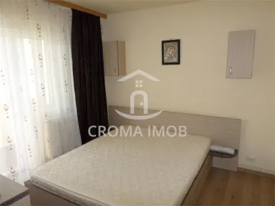 Inchiriere apartament 3 camere in Ploiesti, zona Mihai Bravu - foto 7