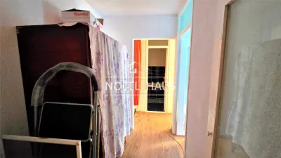 Apartament 3 camere, decomandat, etajul 4, zona Gura Leului - foto 9