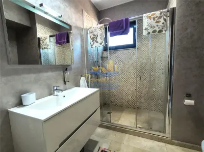 Apartament doua camere cu parcare de inchiriat in Mamaia - foto 4