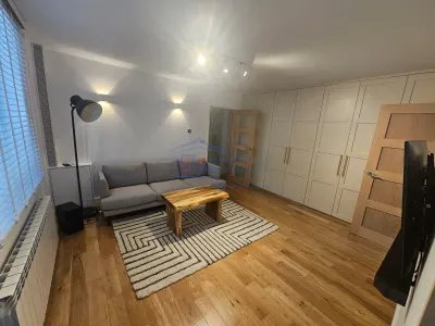 Apartament renovat | 2 dormitoare | Centru | 2c-7618 - foto 2