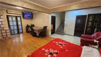 Casă modernă de vânzare în Rădăuți, Bucovina | 3 dormitoare | 3 băi | Garaj | Foișor | 185.000 Euro - foto 5