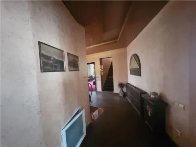 Cladire cu 9 camere de vânzare în Suceava | Obcini | 1.000 mp teren | 499.000 Euro | Comision 0% - foto 10