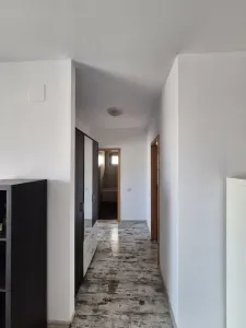 Vanzare apartament 2 camere - foto 4