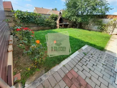 Casa individuala mobilata cu 4 camere 2 bai si garaj in Gusterita - foto 7