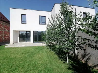DUPLEX IN ZONA DE TOP - ASFALT -  INSTALATIE DE IRIGAT - foto 2