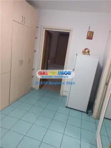Garsoniera spatioasa in bloc mixt DRUMUL TABEREI / RAUL DOAMNEI - foto 8